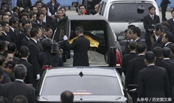 演员陈楚河父亲葬礼：上万人参加，不乏当红影视名人和政坛人物！